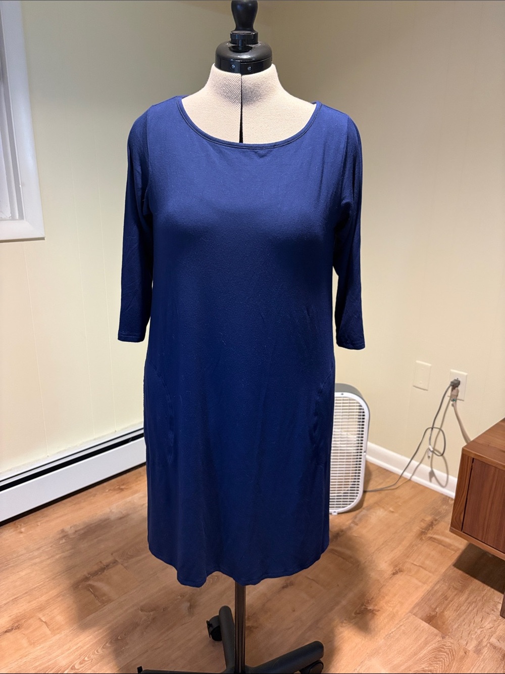 Yala Navy Long-Sleeve Bamboo Shift Dress, Sz L